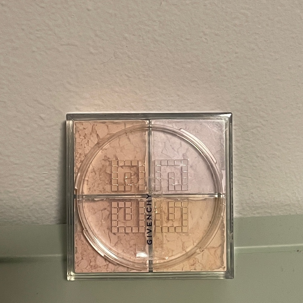 givenchy prisme libre loose powder 2 Satin Blanc